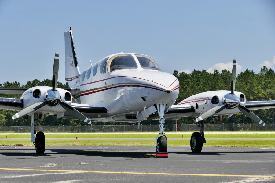 ジヨン 1973 Cessna 340 (310 HP TSIO-520-NB engines) for Sale - N341BG